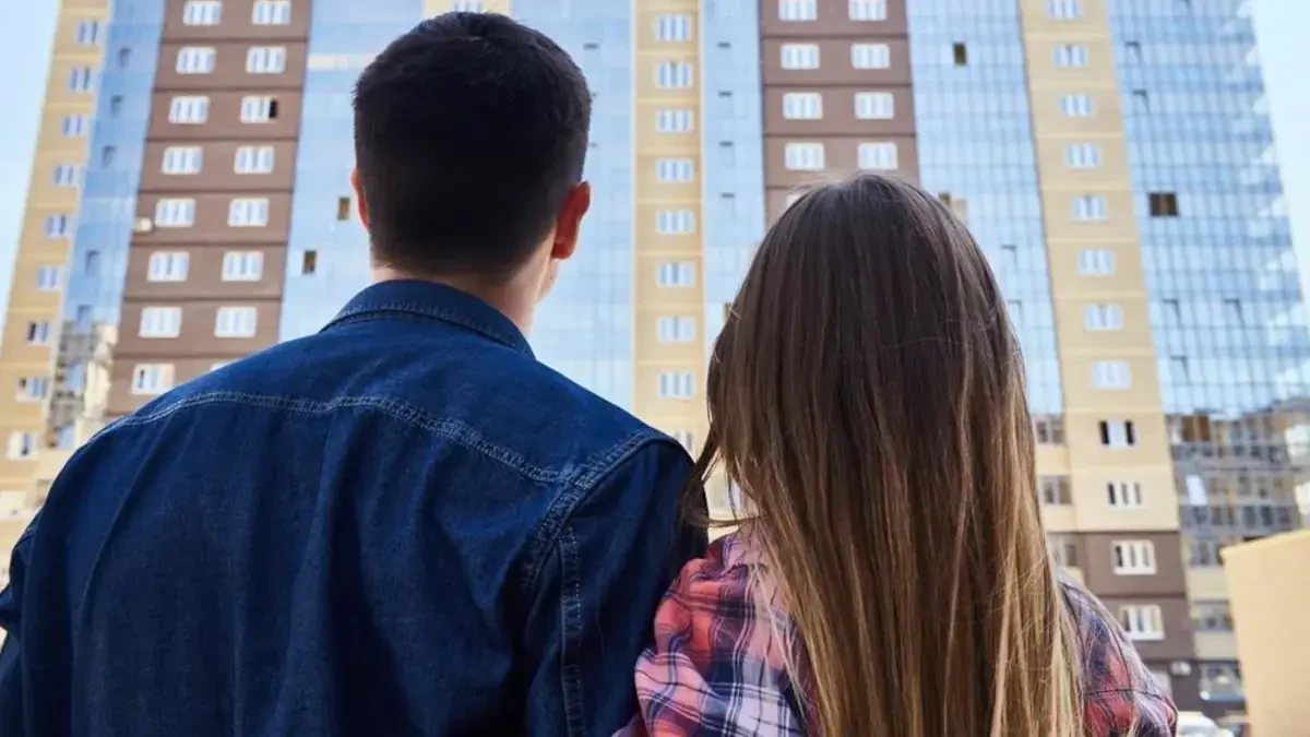 What is the best time to move an apartment?