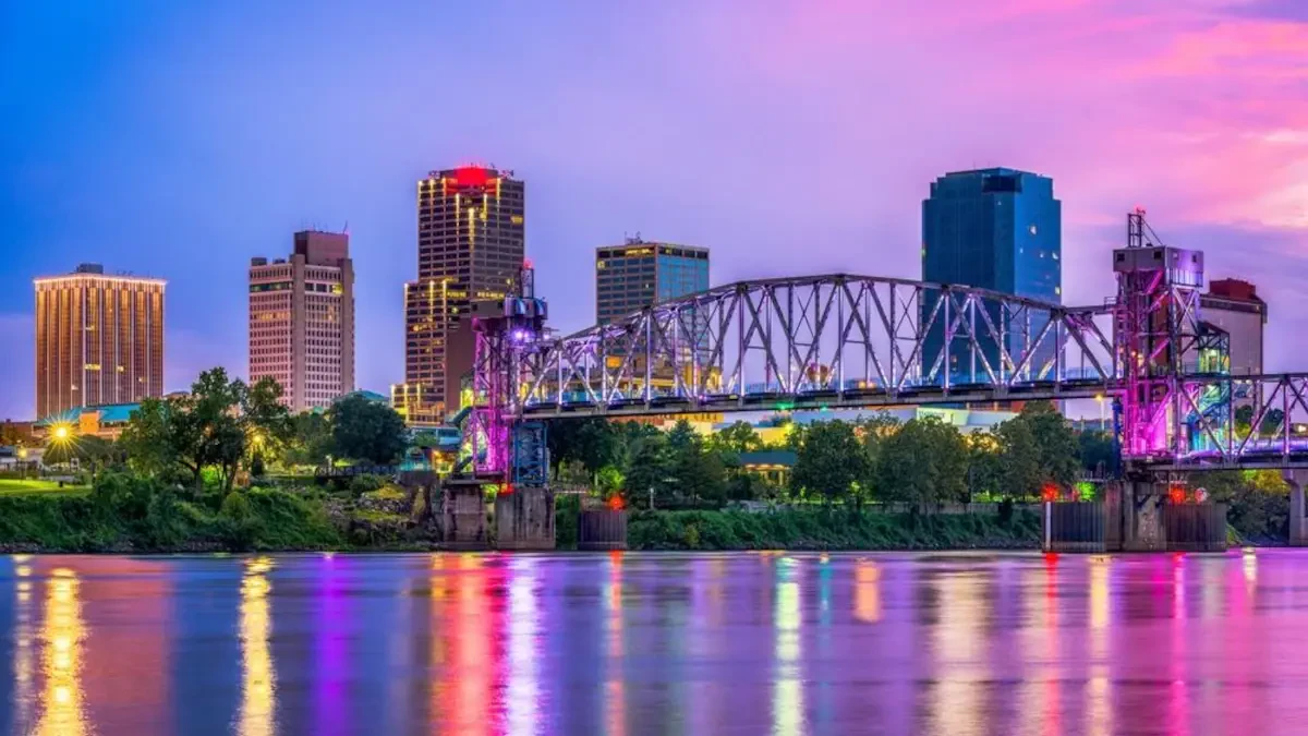 Arkansas Commercial Movers Near Me