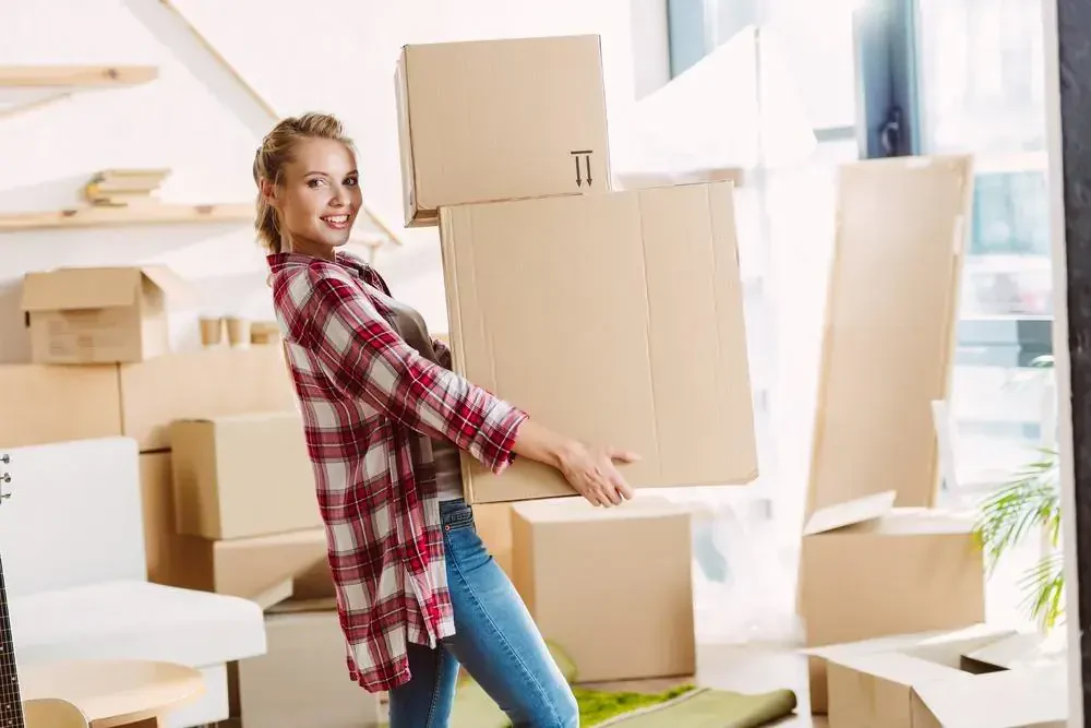 local movers, long distance moving companies in Arlington WA with storage unit 