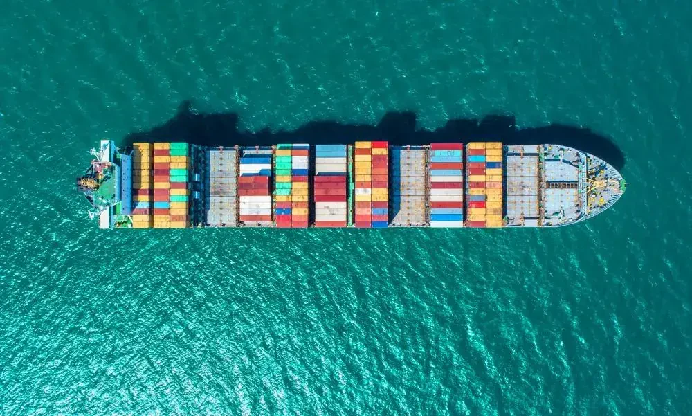 Three Movers cargo container and freight delivery services to Bahamas