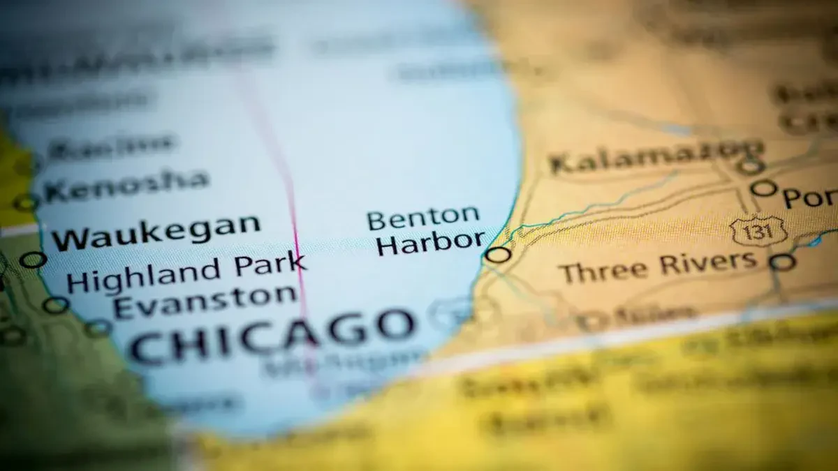 Best Benton Harbor Moving Companies Near Me