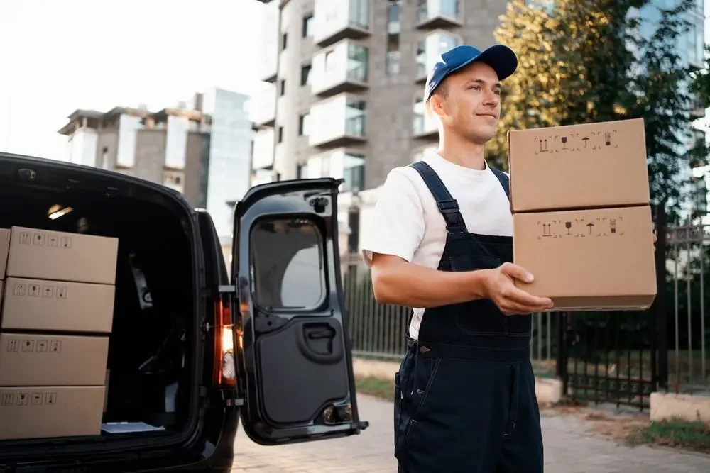 shipping services in chaska minnesota