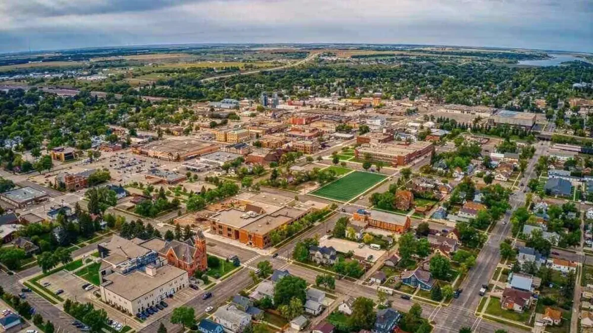 Find Cheap Movers North Dakota for 2023 | Local Moving Companies Near You