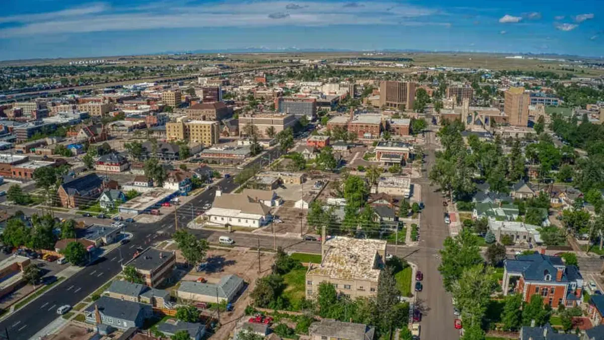 Cheyenne Full-Service Movers Near Me