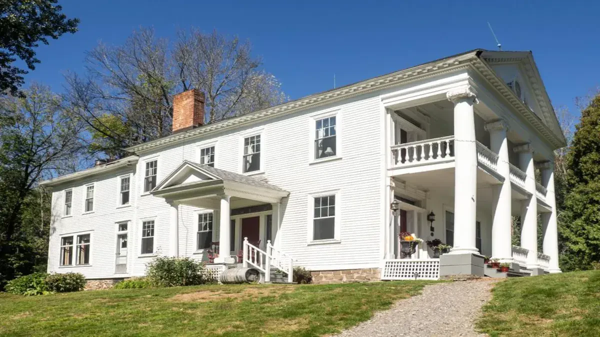 Best Clay Movers Near Me – Premium Clay, NY Moving Companies