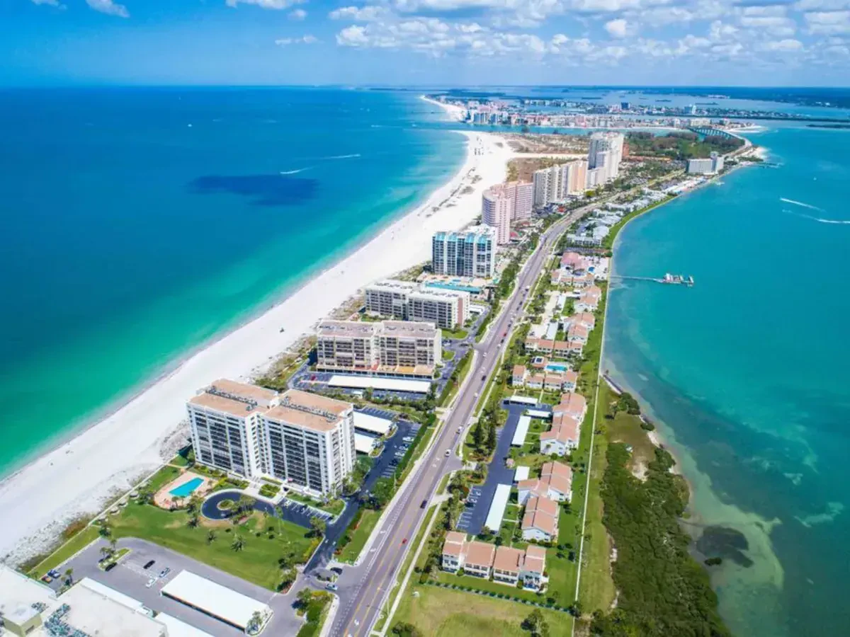 St. Petersburg Commercial Movers Near Me