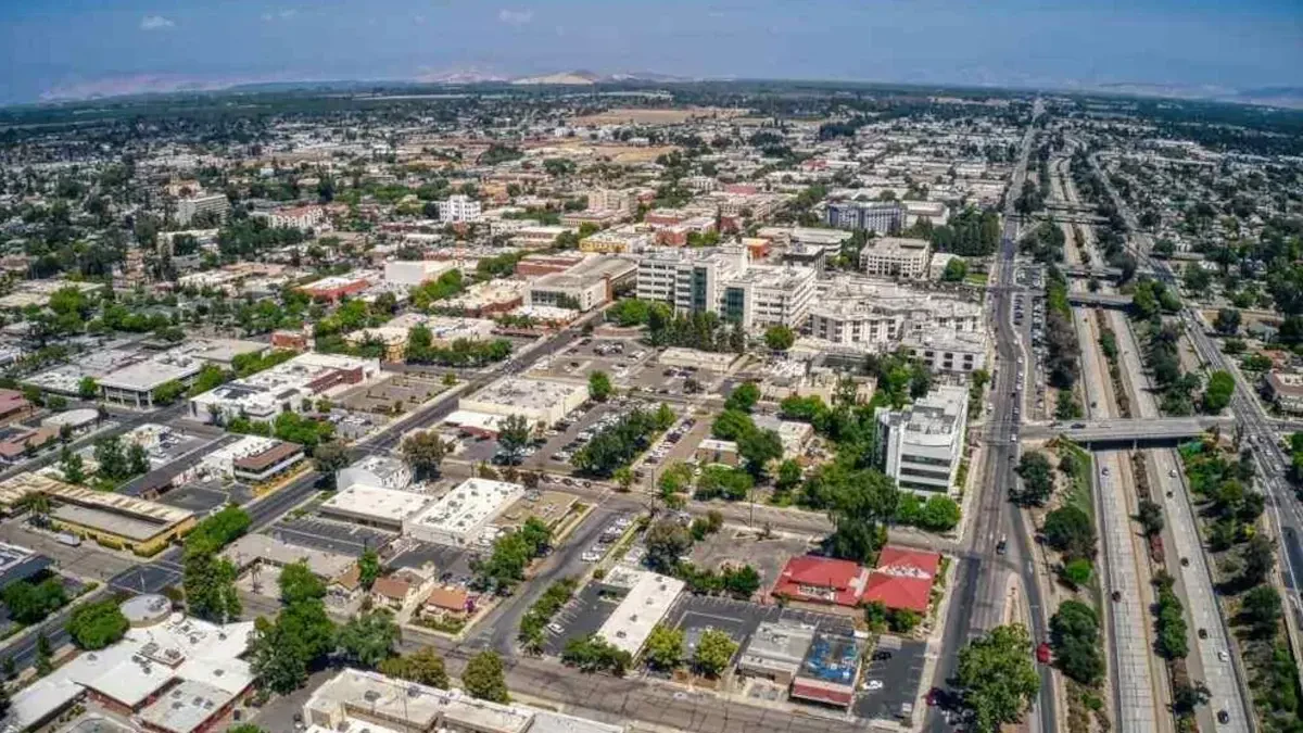 Visalia Commercial Movers Near Me