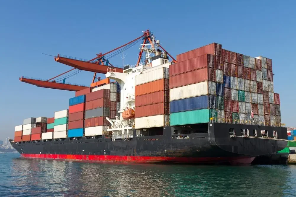 Ocean freight shipping and shipping lines