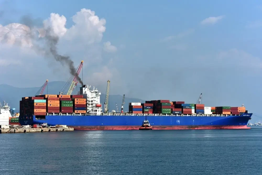 International shipments to Canada, transporting an entire shipping container to a destination port in North America