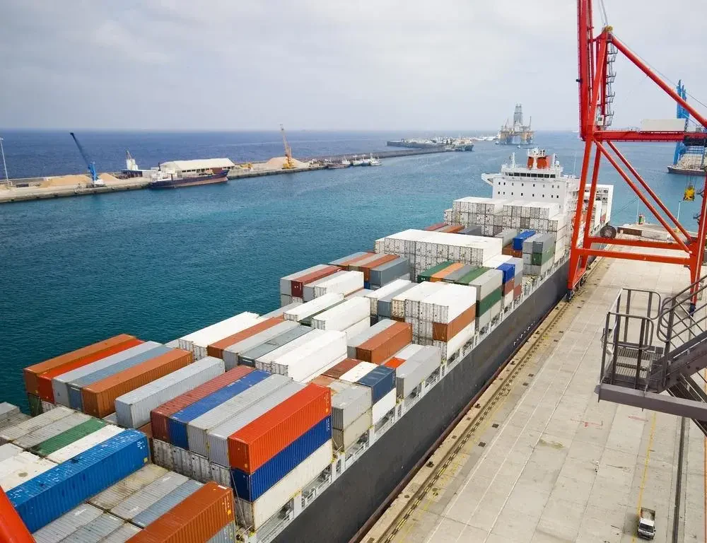 Get instant rate quotes for shipping containers to Macedonia