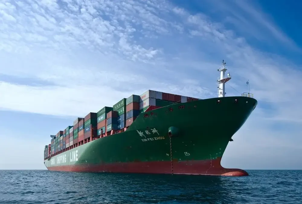 Shipping services and discounted shipping rates to Montenegro
