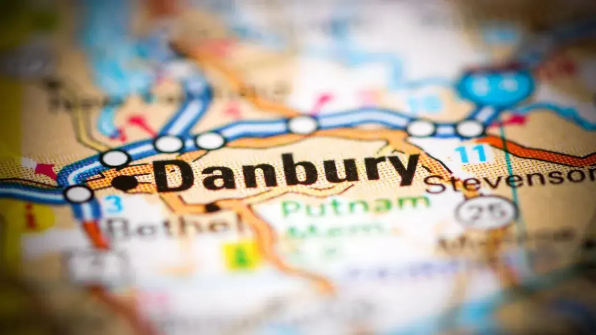 Danbury Full Service Movers Near Me