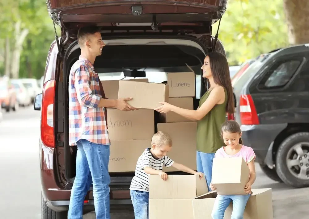 Full-service moving company with a rental truck