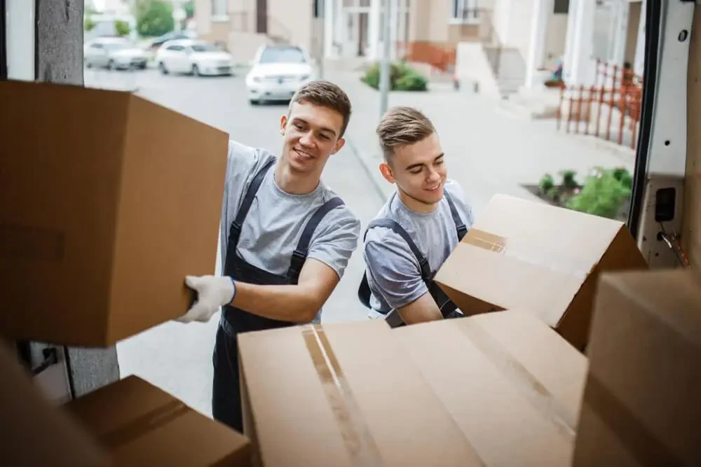 Safe Cheap Movers Near Me Dover To Manchester
