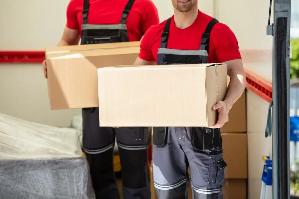 shipping services in englewood new jersey