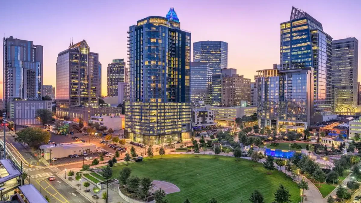 Charlotte Full Service Movers Near Me