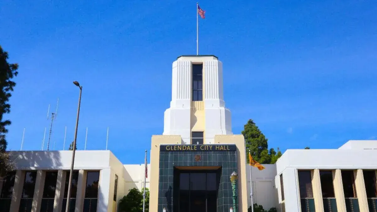 Best Glendale Furniture Movers Near Me – Premium Glendale, CA Furniture Moving Companies