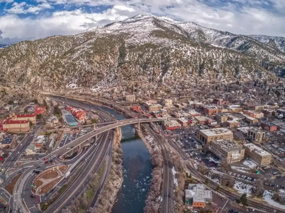 Best Glenwood Springs Movers Near Me Premium Moving Companies