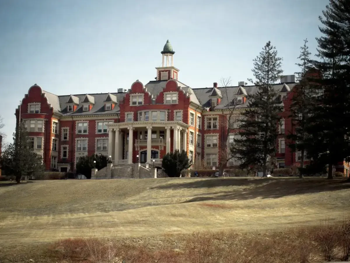 Best Hooksett Movers Near Me – Premium Hooksett, NH Moving Companies