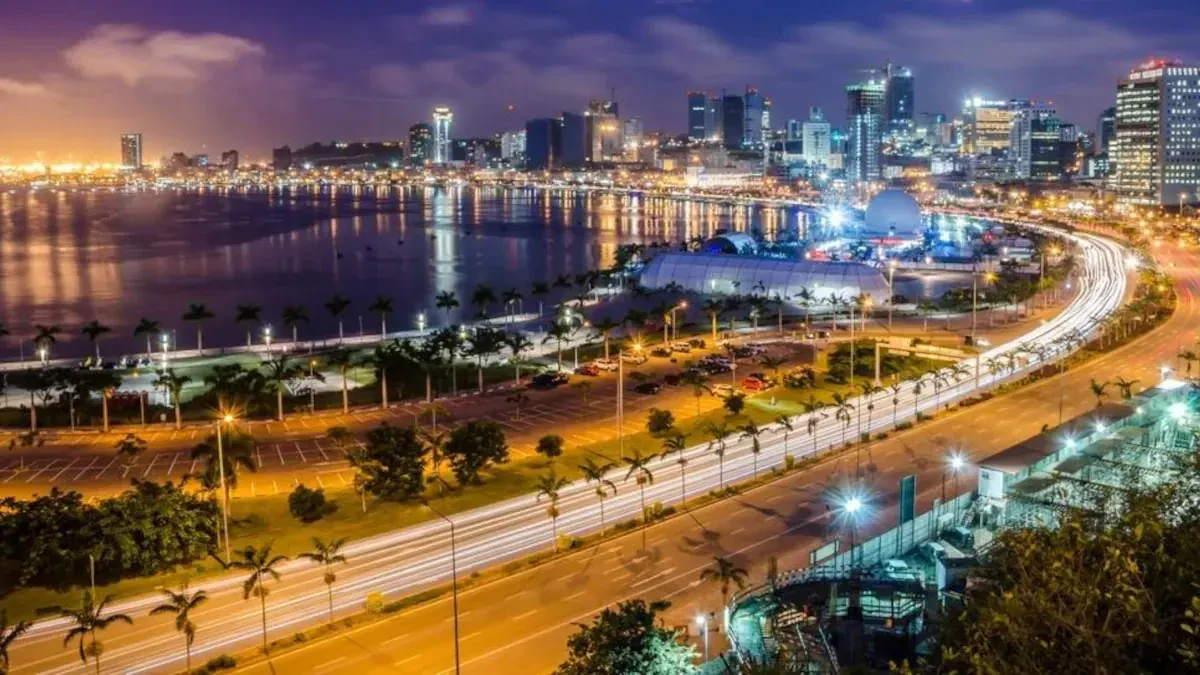 Movers Austria to Angola