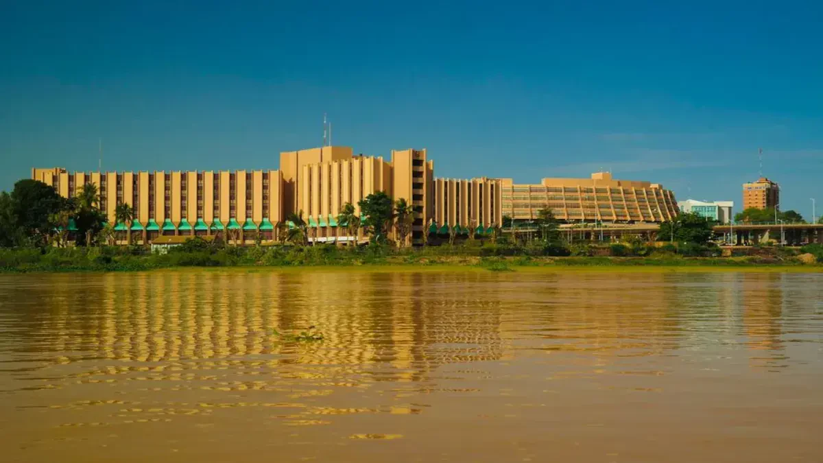 Movers Austria to Niger