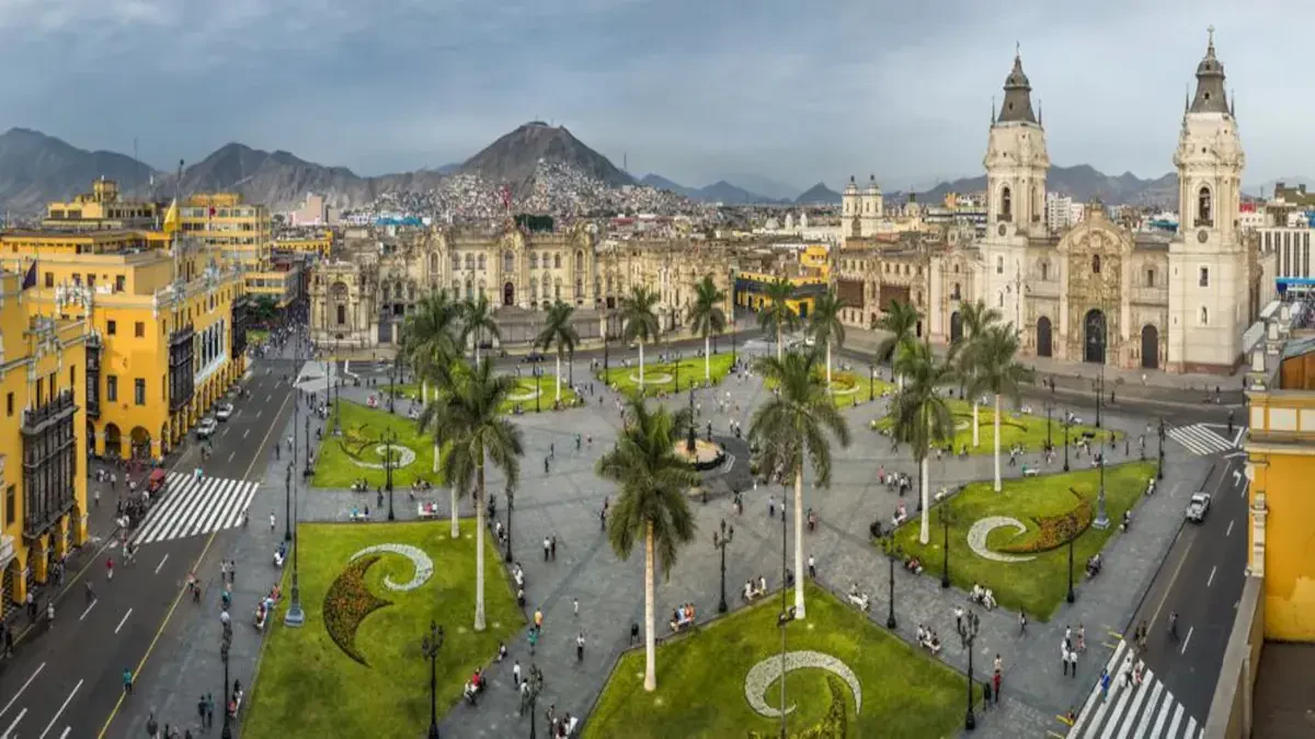 Movers Austria to Peru