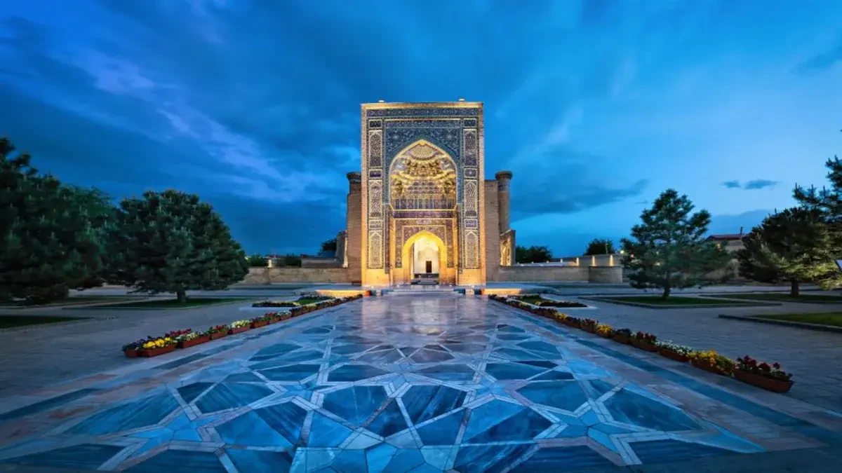 Movers Austria to Uzbekistan