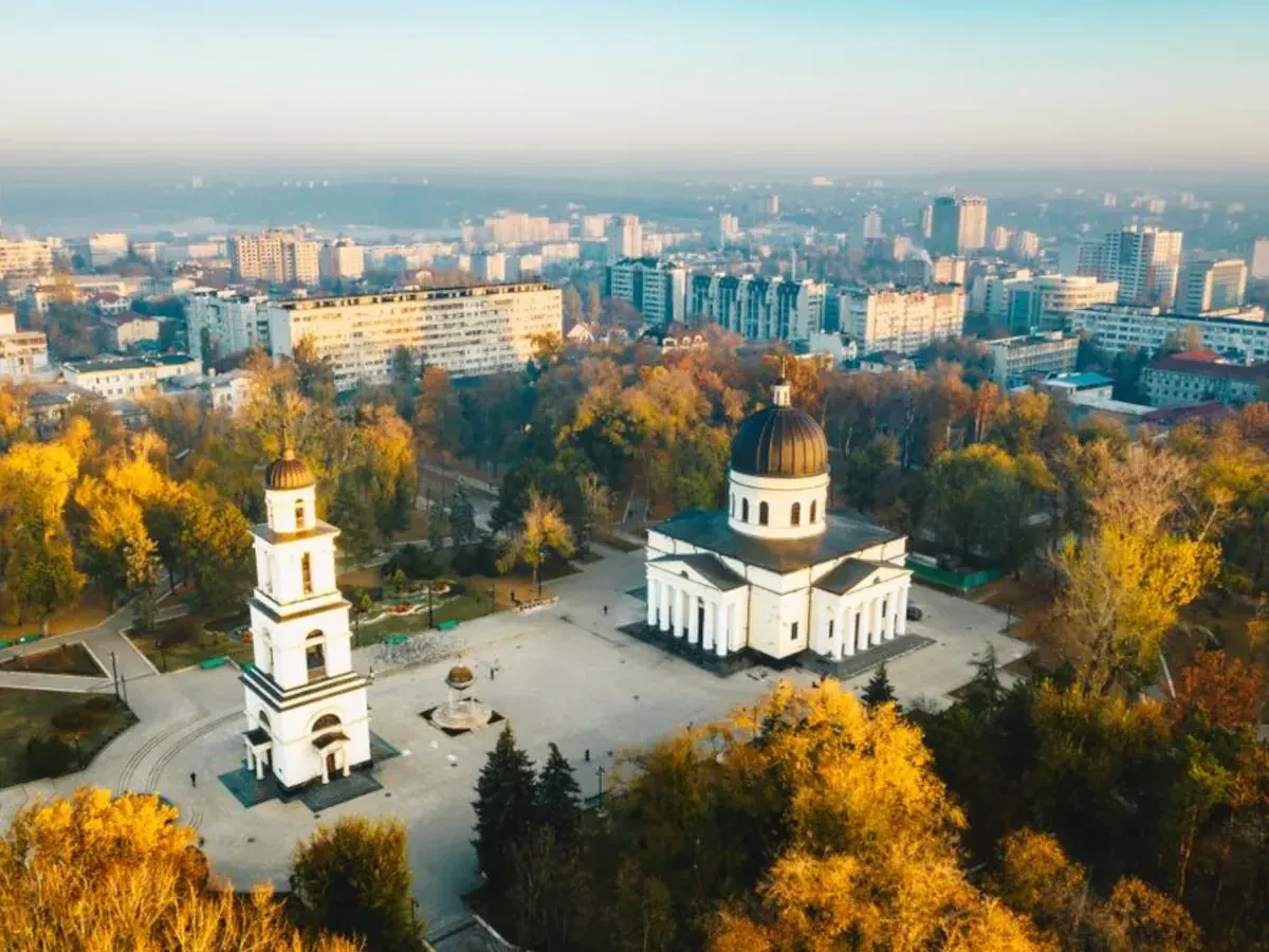 Movers Bahrain to Russia