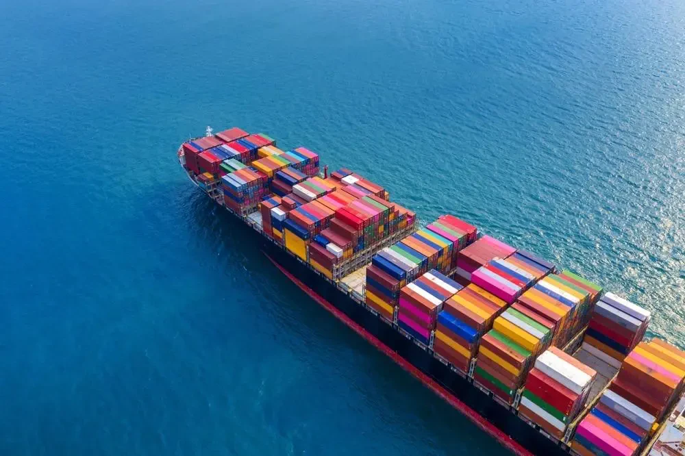 Three Movers cargo container and freight delivery services to Iran
