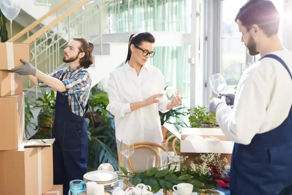 Best Movers In Home Gardens, CA