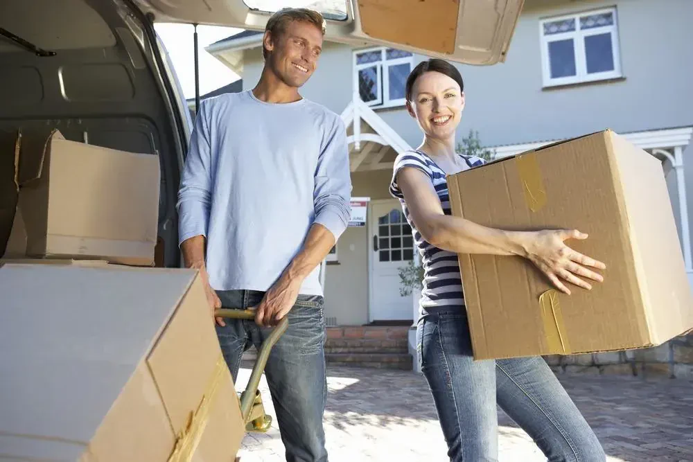Experienced Movers In Prairieville, LA. Three Movers, David moving company