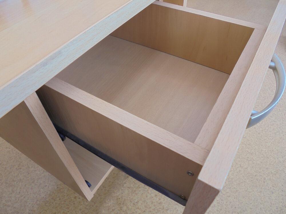 Should you empty drawers when moving?