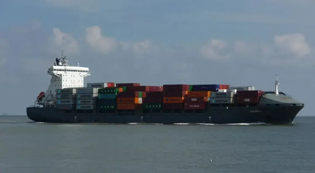 Moving services Austria to Panama