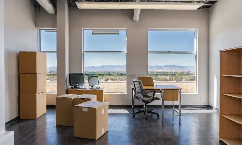 office-furniture-and-equipment-movers-in-fresno