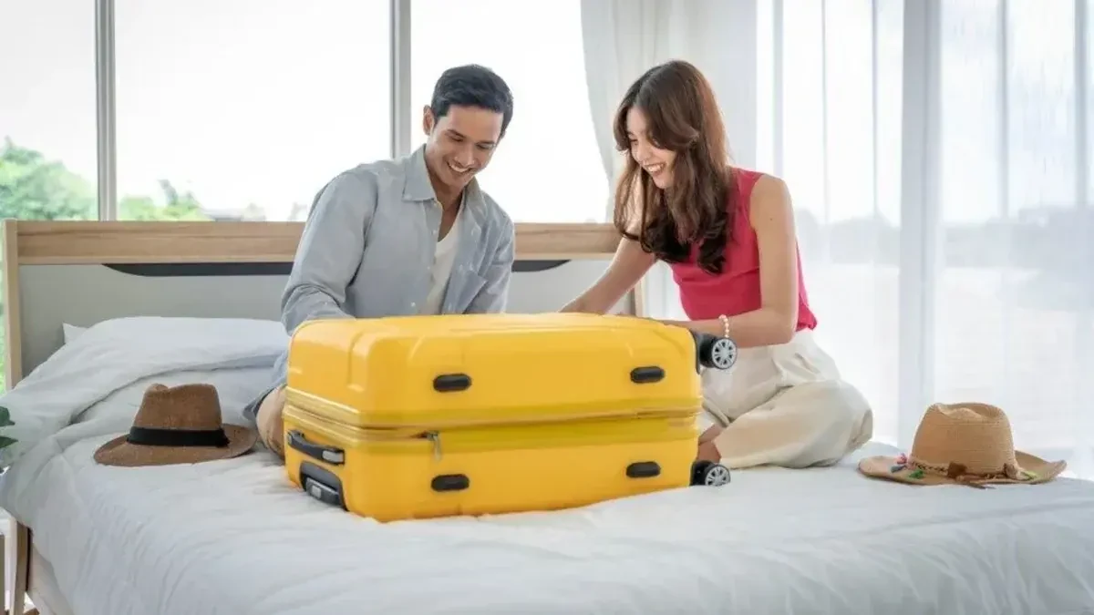 How many hours does it take to pack a 2-bedroom?