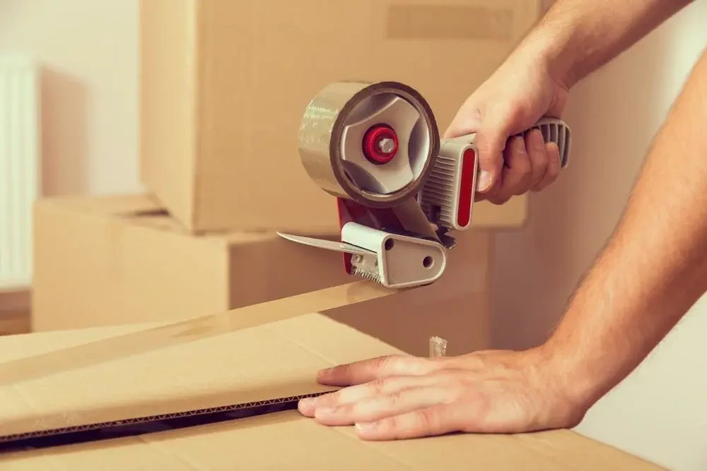 Rhode Island movers. Local movers and interstate movers