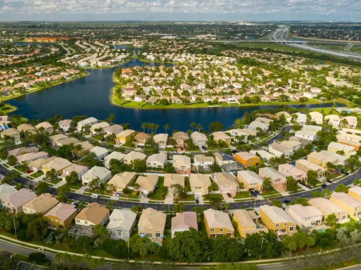 Pembroke Pines Full Service Movers Near Me