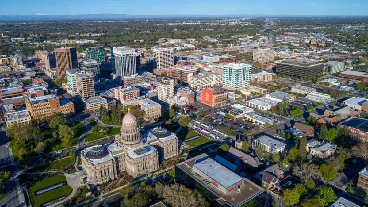 Movers Pickering to USA Cost Moving Rates