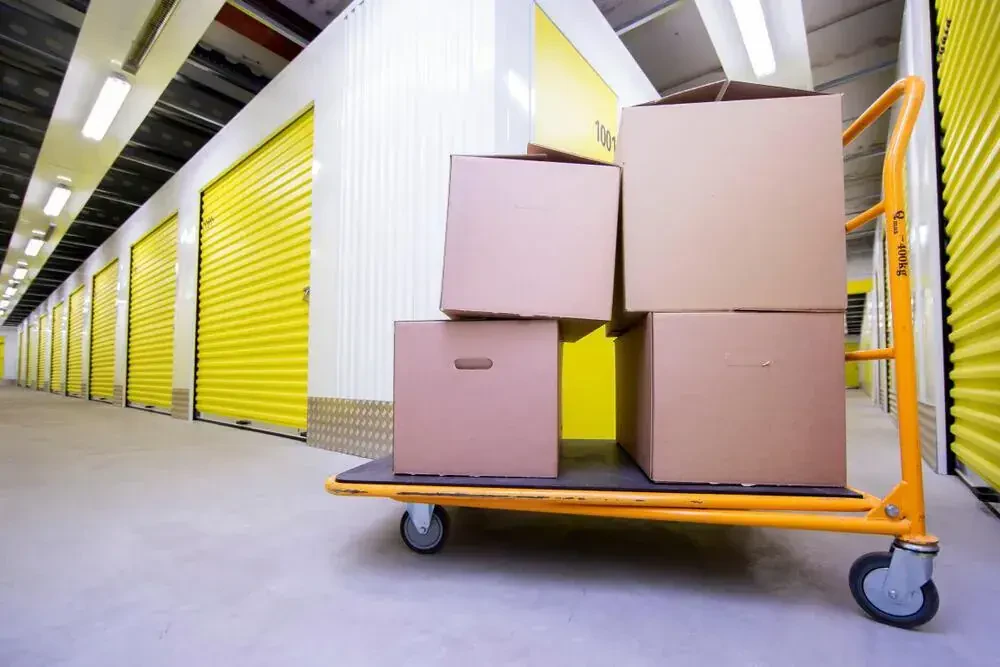 Reliable Storage Solutions - self storage with labels for loading your items - Couple moving budget checklists in Connecticut
