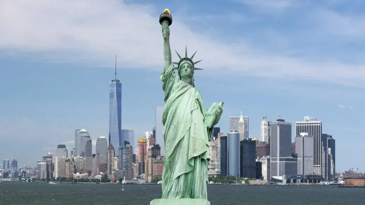 How much do you tip movers NYC?
