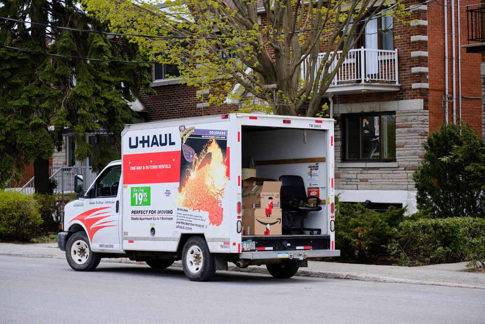 How much does uhaul charge per mile?