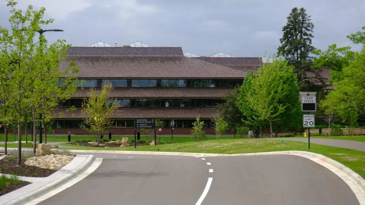 Best Wayzata Movers Near Me – Premium Wayzata, MN Moving Companies