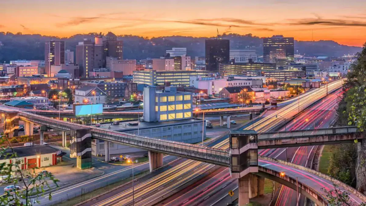 West Virginia Moving Permits & Licenses: Plan with Confidence Before You Move